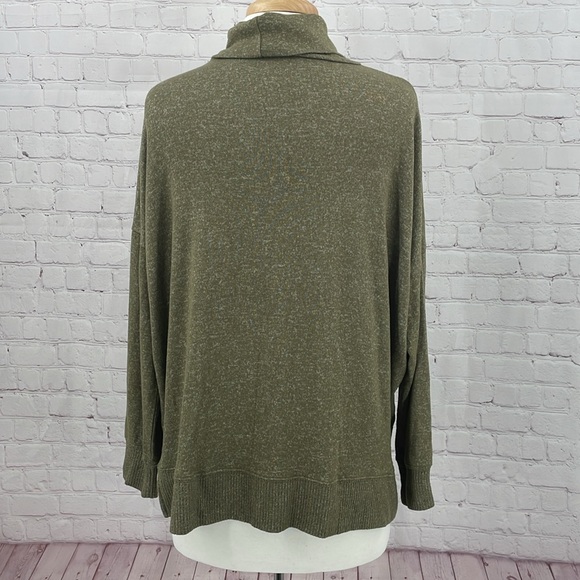 Oversized Olive Green Sunday Citizen Turtleneckck Womens Small Sweater Comfy - Picture 2 of 8